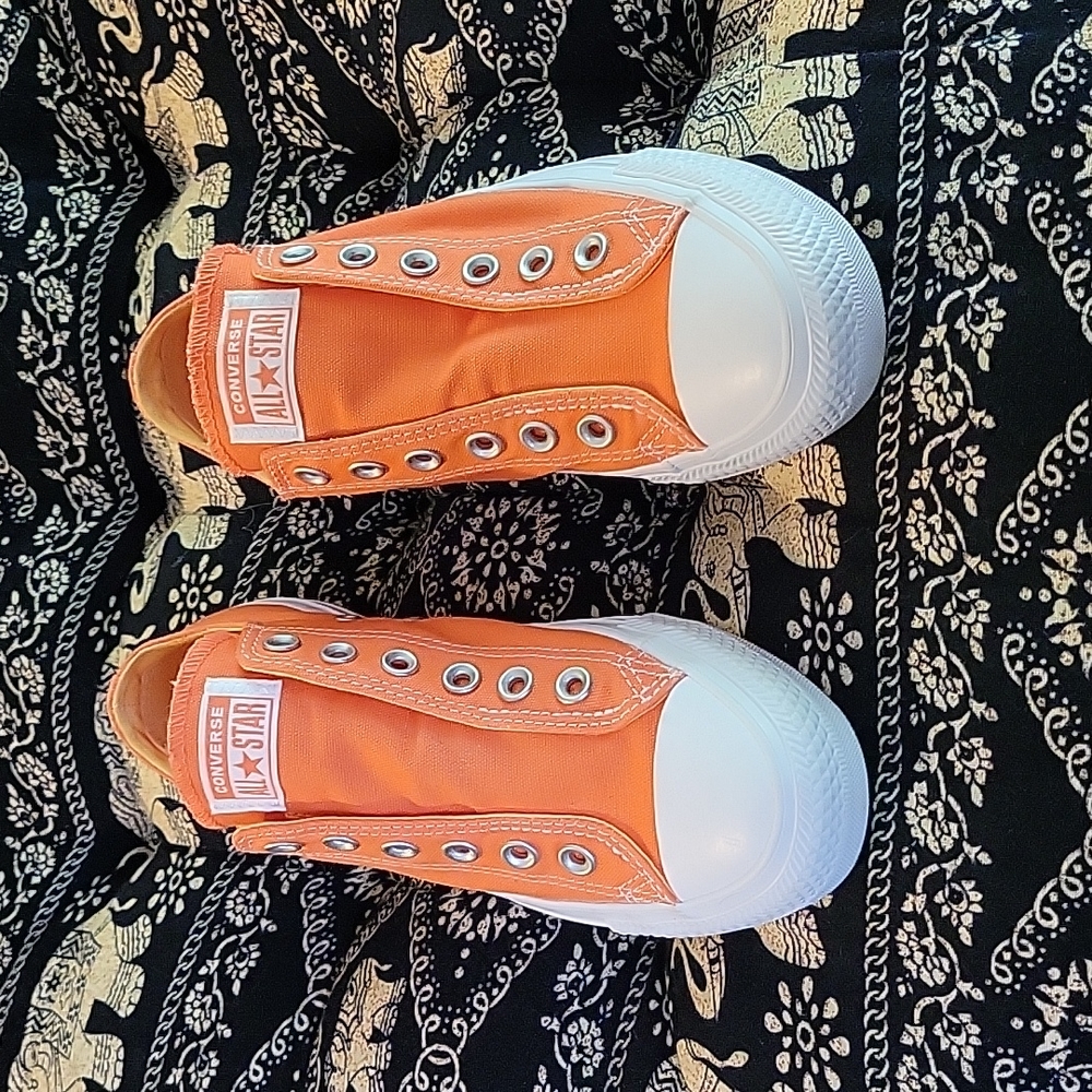 Converse no lace shoes